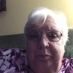 Meet your Posher, Deborah